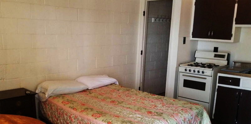 Starlite Motel (Skipper Motel) - From Web Listing